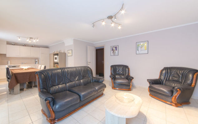 New Village Park - Photo 2